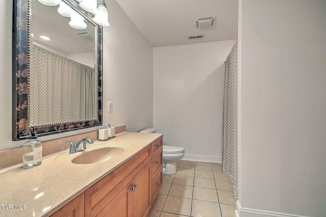 2007 Woodfern Place, Kingsport, TN 37660
