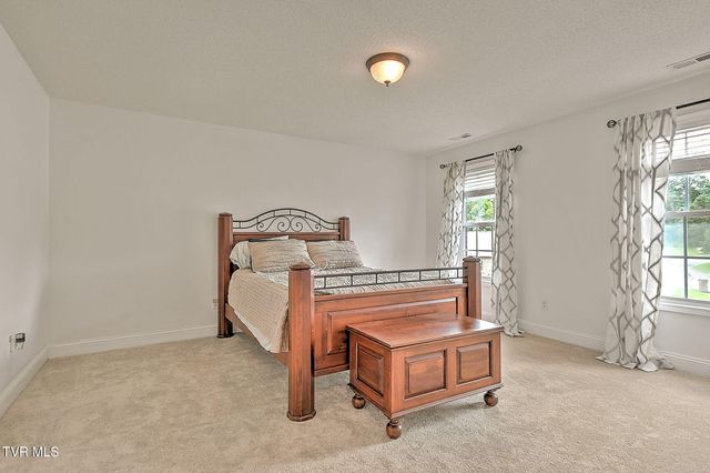 2007 Woodfern Place, Kingsport, TN 37660
