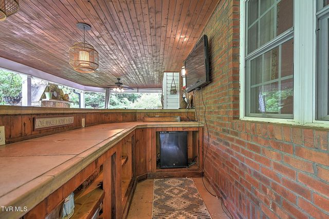 2007 Woodfern Place, Kingsport, TN 37660