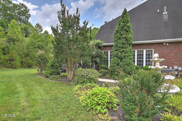 2007 Woodfern Place, Kingsport, TN 37660