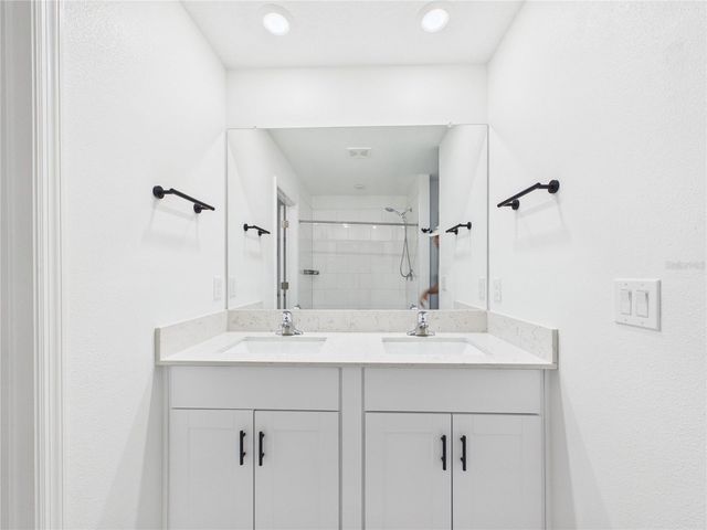 1874 LANIER ROAD, Zephyrhills, FL 33541