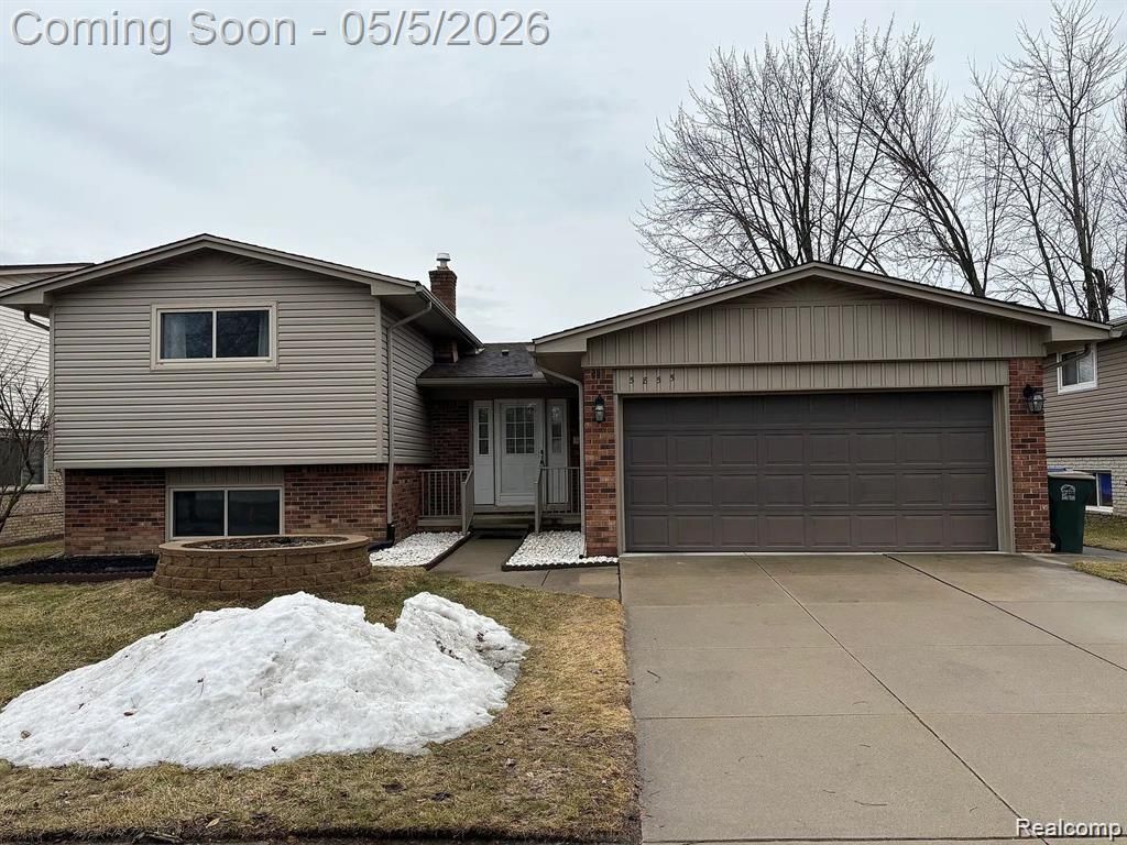 5855 Wedgewood Road, Canton Charter Township, MI 48187