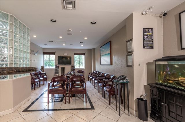 7765 SW 87th Ave 212A, Miami, FL 33173