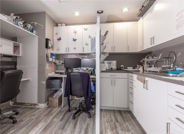 7765 SW 87th Ave 212A, Miami, FL 33173