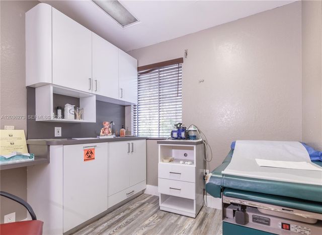 7765 SW 87th Ave 212A, Miami, FL 33173