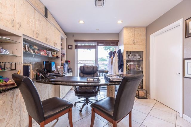 7765 SW 87th Ave 212A, Miami, FL 33173
