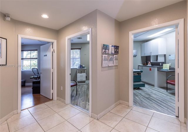 7765 SW 87th Ave 212A, Miami, FL 33173