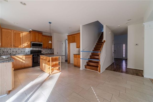 1135 Simonton Peak Way, Lawrenceville, GA 30045