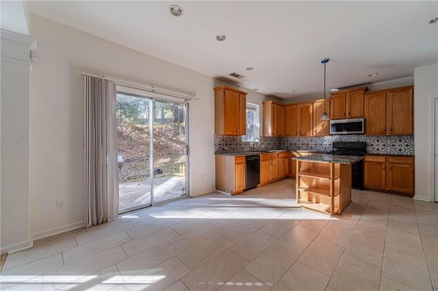 1135 Simonton Peak Way, Lawrenceville, GA 30045