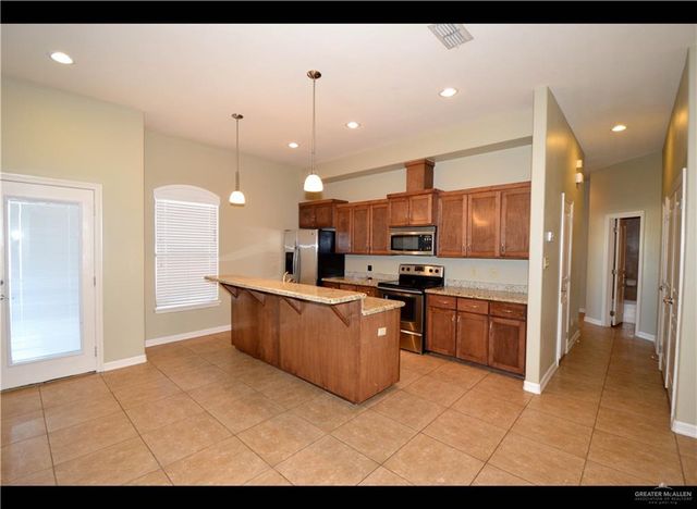 2815 Mimosa Street 3, Mission, TX 78574