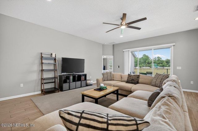 3167 SPOTTED BASS Lane, Jacksonville, FL 32226