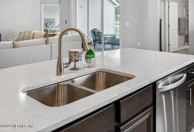 3167 SPOTTED BASS Lane, Jacksonville, FL 32226