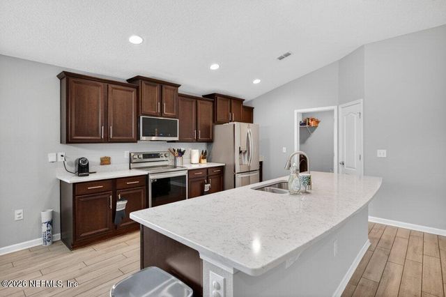 3167 SPOTTED BASS Lane, Jacksonville, FL 32226