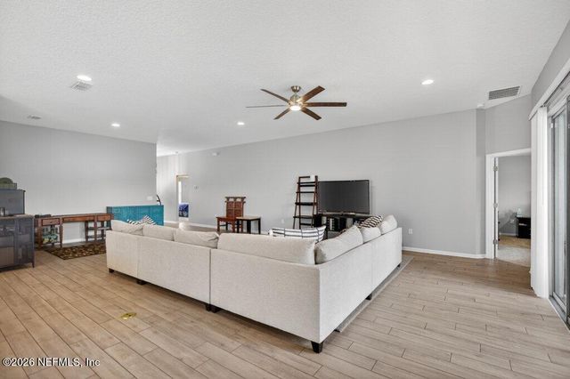 3167 SPOTTED BASS Lane, Jacksonville, FL 32226