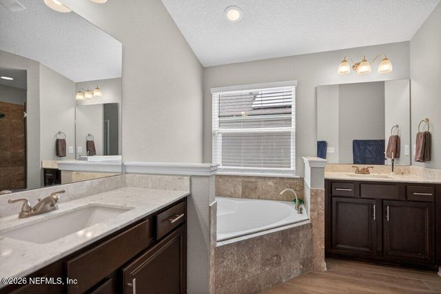 3167 SPOTTED BASS Lane, Jacksonville, FL 32226