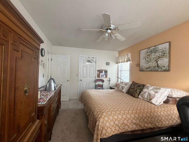 12 Woodedge Avenue, Waterbury, CT 06706