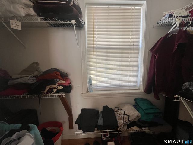 12 Woodedge Avenue, Waterbury, CT 06706