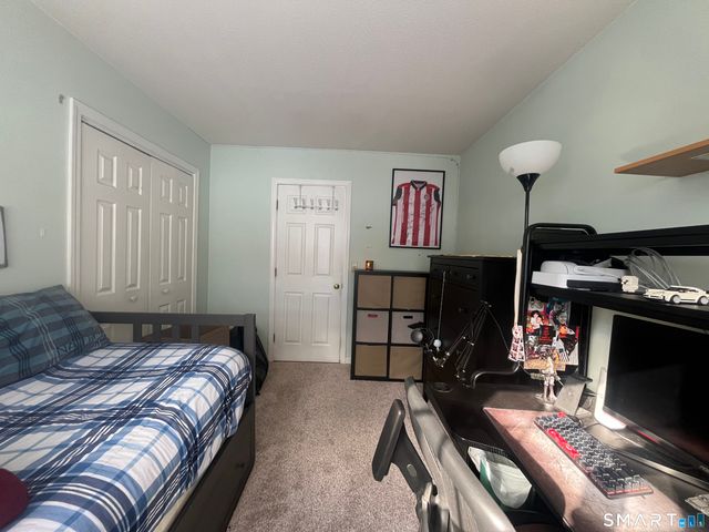 12 Woodedge Avenue, Waterbury, CT 06706