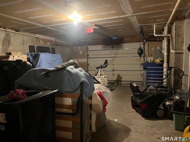 12 Woodedge Avenue, Waterbury, CT 06706