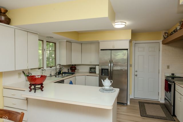 1958 W Twin Oaks Court, Crawfordsville, IN 47933