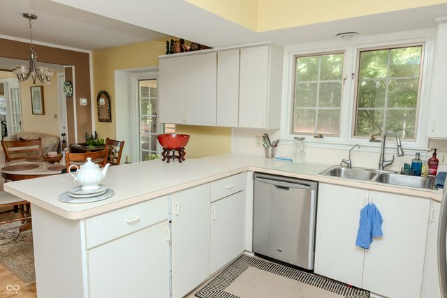 1958 W Twin Oaks Court, Crawfordsville, IN 47933