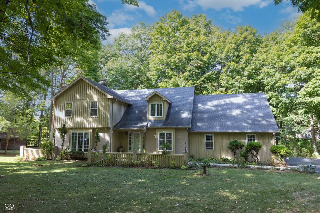 1958 W Twin Oaks Court, Crawfordsville, IN 47933