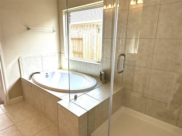 788 Lake Lacosta Drive, Katy, TX 77493