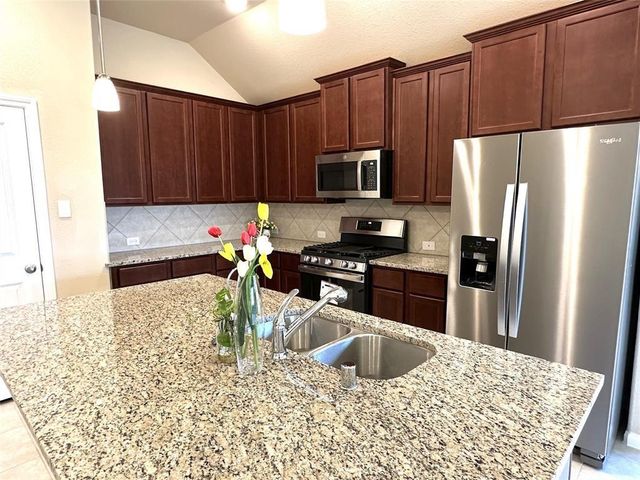 788 Lake Lacosta Drive, Katy, TX 77493