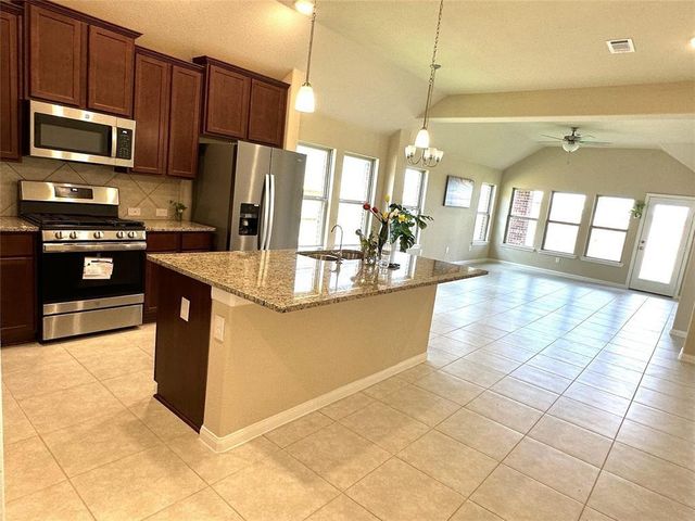 788 Lake Lacosta Drive, Katy, TX 77493