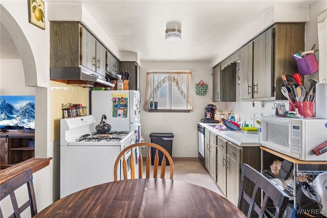 81 Sebring Drive, Cheektowaga, NY 14043