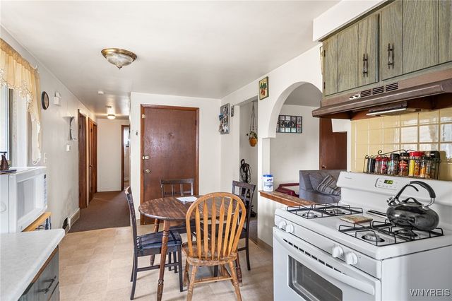 81 Sebring Drive, Cheektowaga, NY 14043