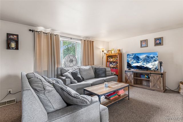 81 Sebring Drive, Cheektowaga, NY 14043