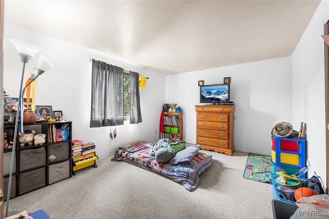 81 Sebring Drive, Cheektowaga, NY 14043