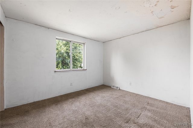 81 Sebring Drive, Cheektowaga, NY 14043