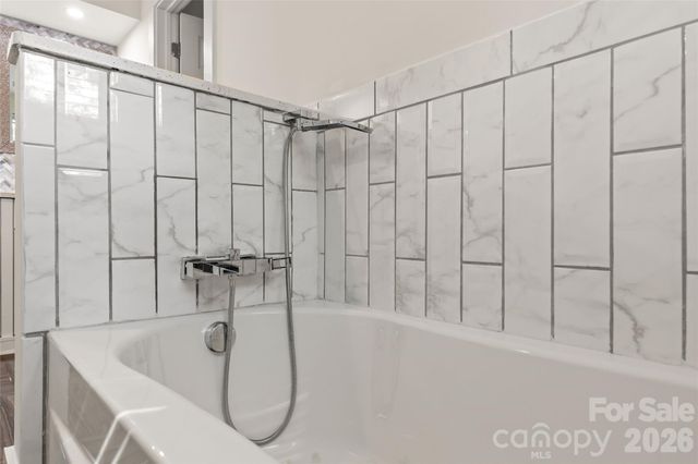 442 Lorna Street, Charlotte, NC 28205