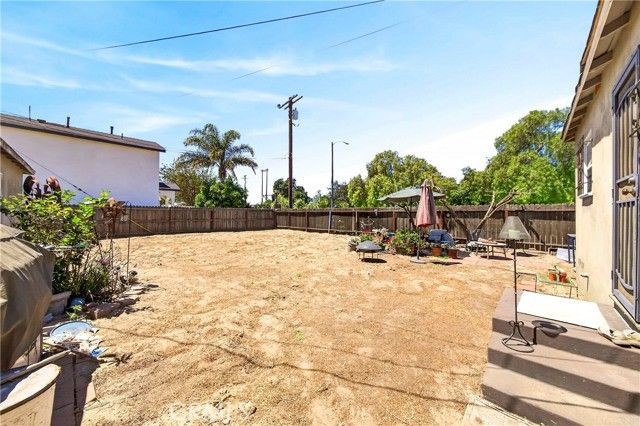 102 E Osgood, Long Beach, CA 90805
