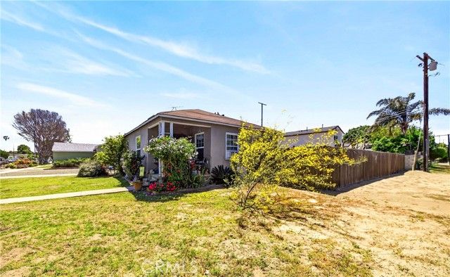 102 E Osgood, Long Beach, CA 90805
