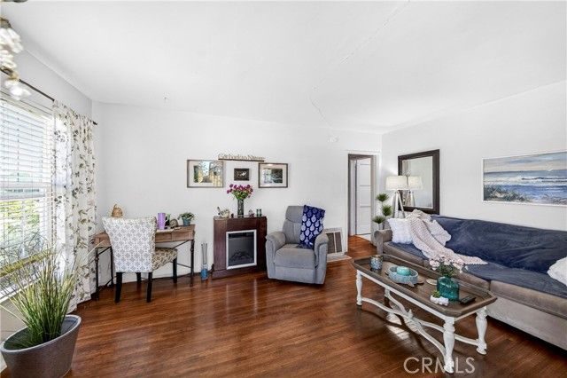 102 E Osgood, Long Beach, CA 90805
