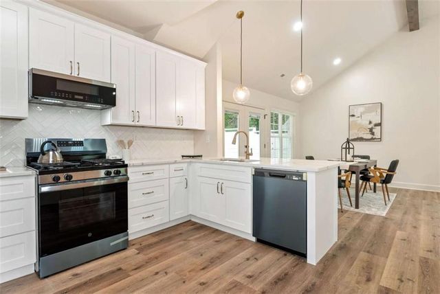 2305 Goodwood Boulevard, Smyrna, GA 30080