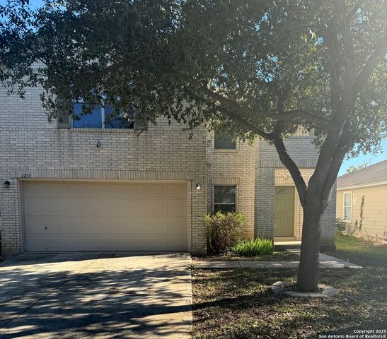 1230 Range Field, San Antonio, TX 78245