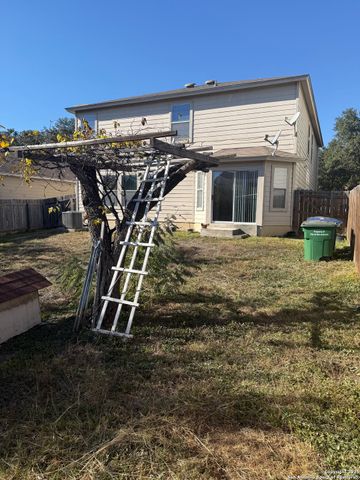 1230 Range Field, San Antonio, TX 78245