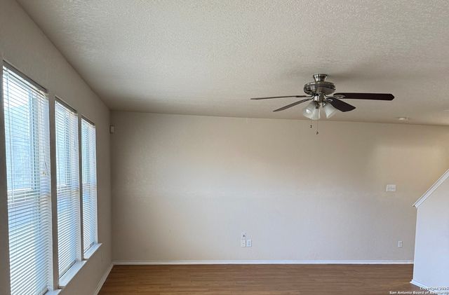 1230 Range Field, San Antonio, TX 78245