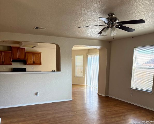 1230 Range Field, San Antonio, TX 78245