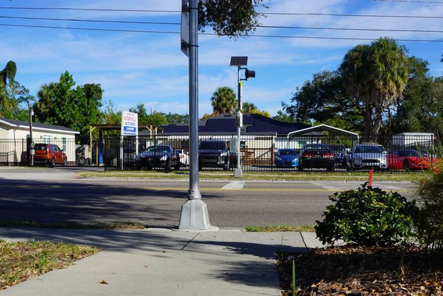 2610 E DR MARTIN LUTHER KING JR BOULEVARD, Tampa, FL 33610