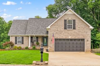 1271 Viewmont Dr, Clarksville, TN 37040