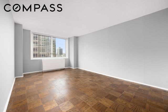 245 E 54th St Apt 21G, New York City, NY 10022