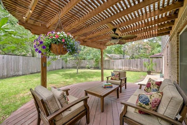 1 N Birchcane Court, The Woodlands, TX 77381