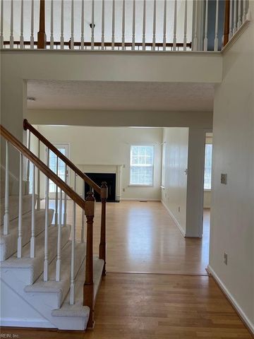 110 Bugle CT, Yorktown, VA 23693
