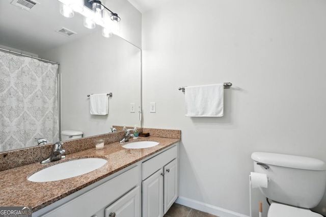 1689 Liberty Parkway NW, Atlanta, GA 30318