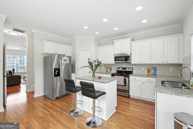 1689 Liberty Parkway NW, Atlanta, GA 30318